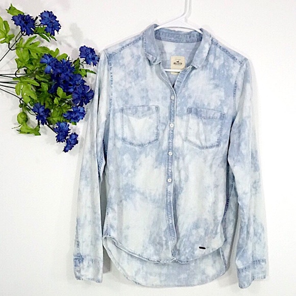 Hollister Tops - Hollister Denim Tye Dye Button Down